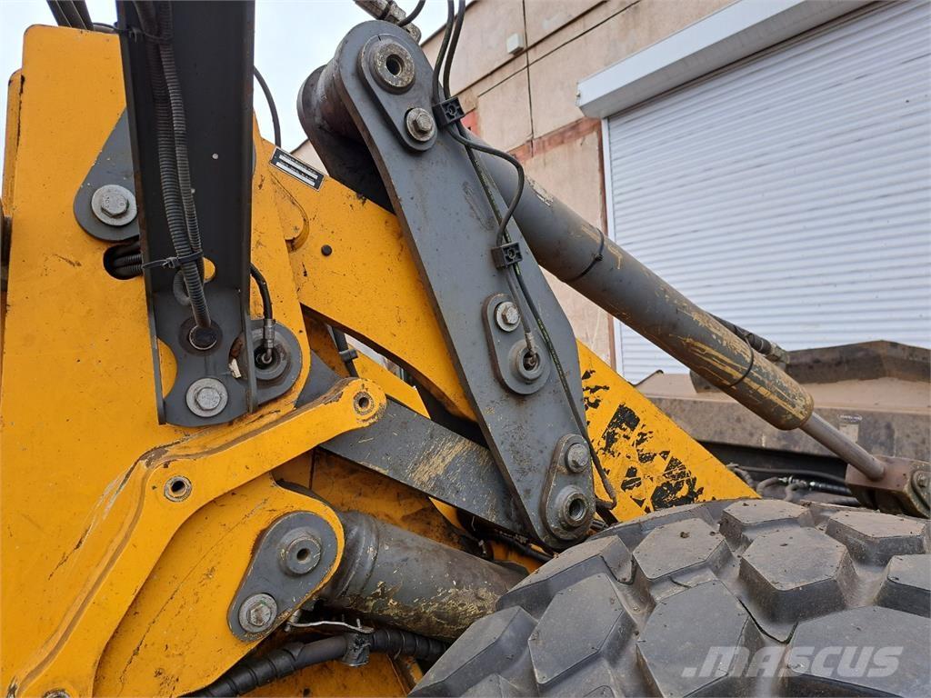 Liebherr L546 4X4 Muu