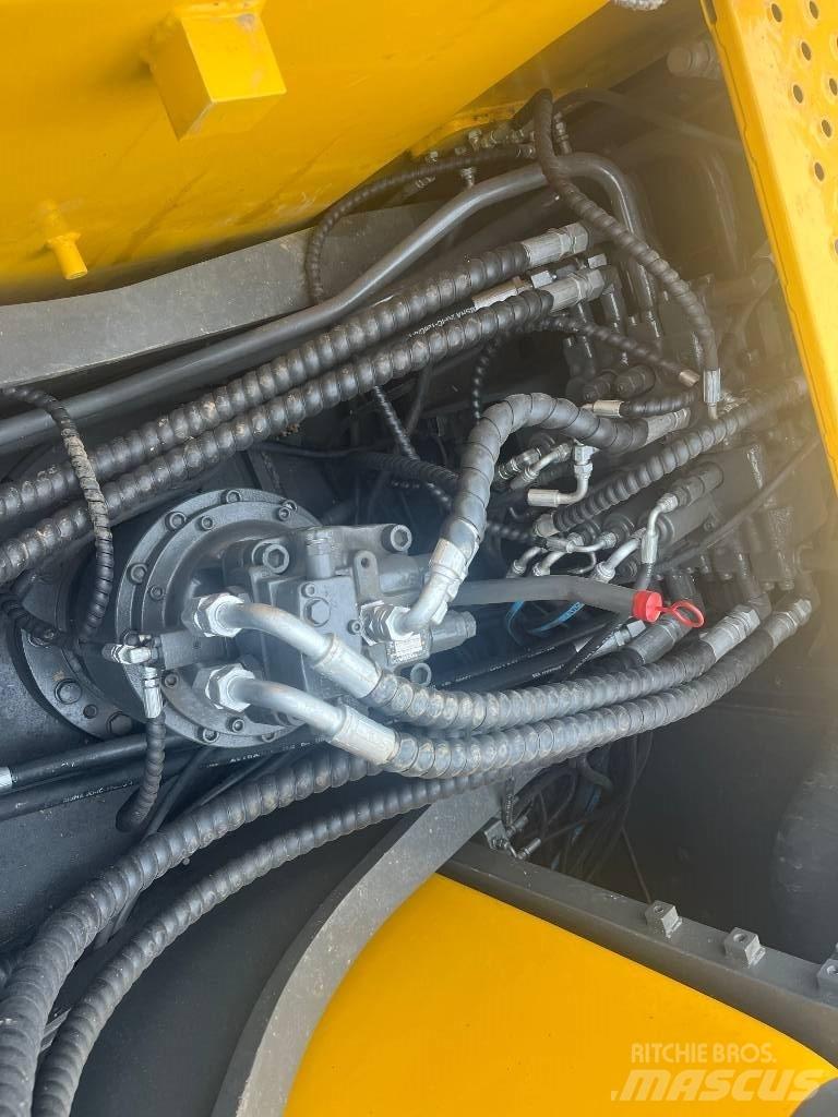 Volvo EC 210 LC Roomikekskavaatorid