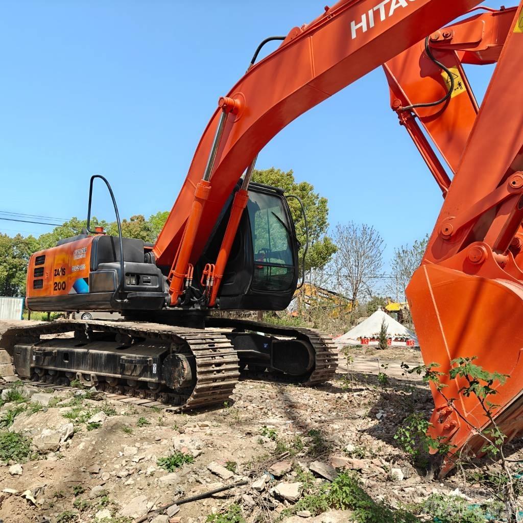 Hitachi ZX200 Roomikekskavaatorid