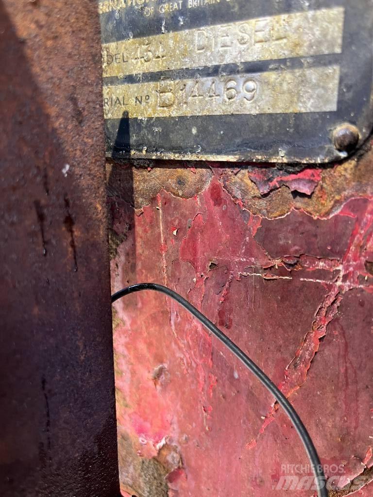 McCormick IH 434 Traktorid