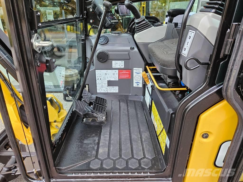 CAT 301.8 Miniekskavaatorid < 7 t