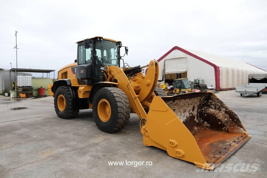 CAT 938 M Rataslaadurid