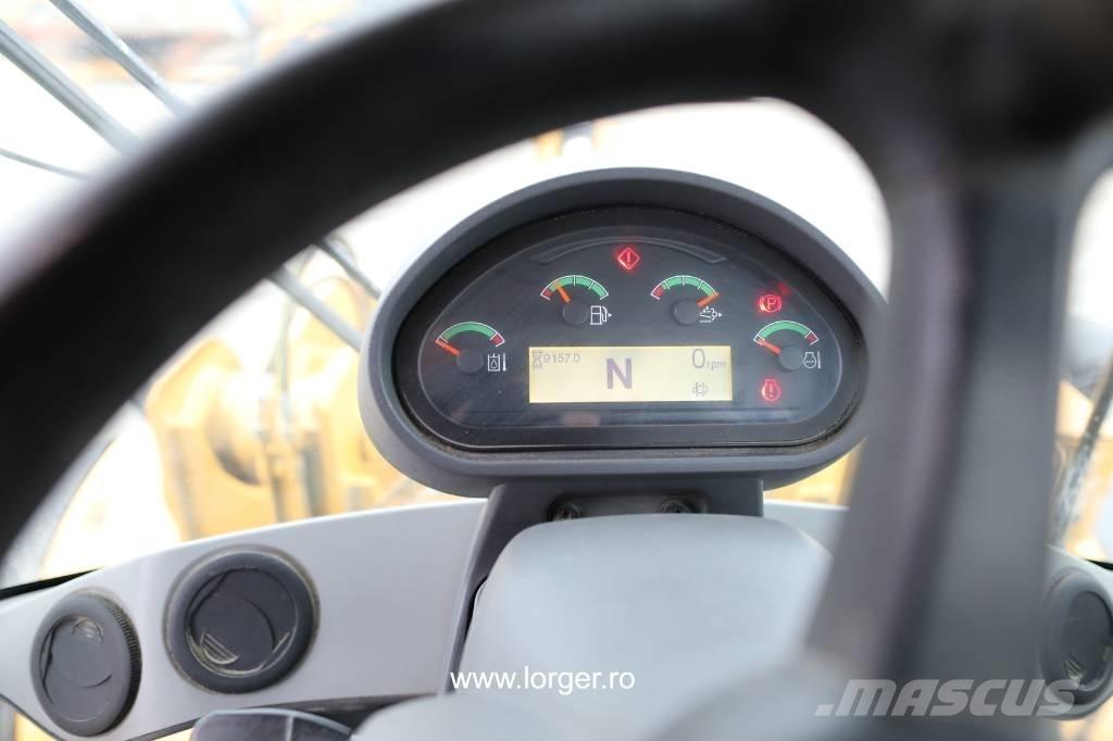 CAT 938 M Rataslaadurid