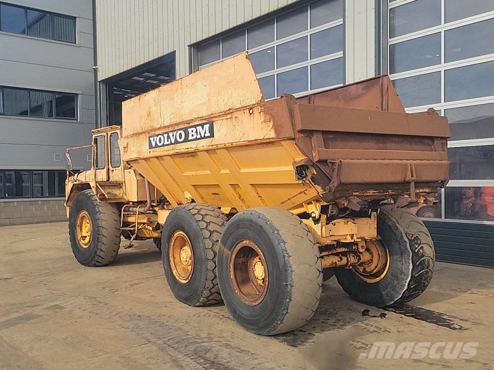 Volvo BM 861 Liigendraamiga pinnaseveokid