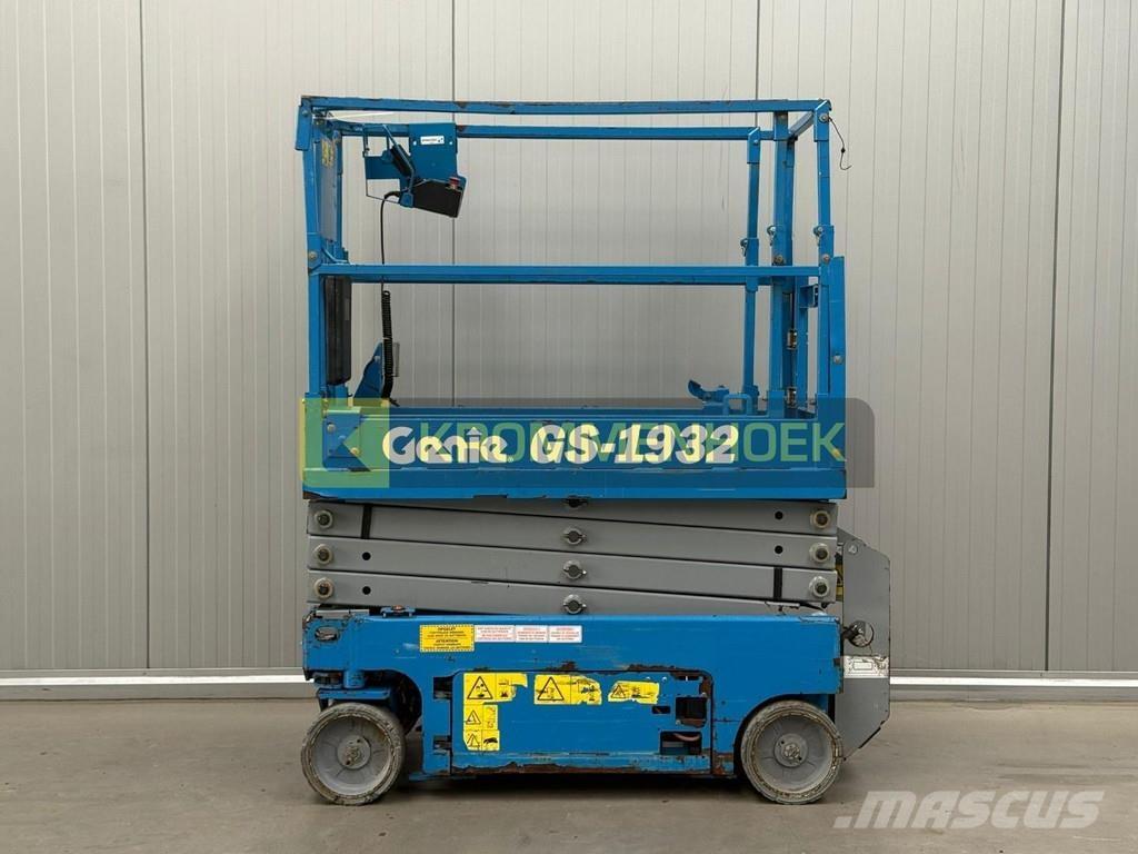 Genie GS 1932 Käärtõstukid