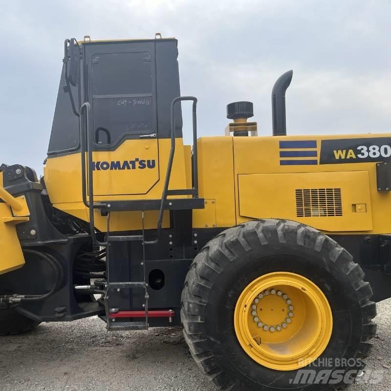 Komatsu WA 380 Rataslaadurid