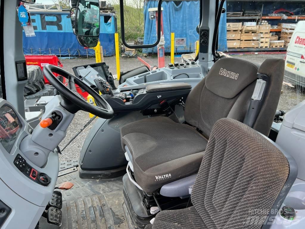 Valtra T 254 V Traktorid