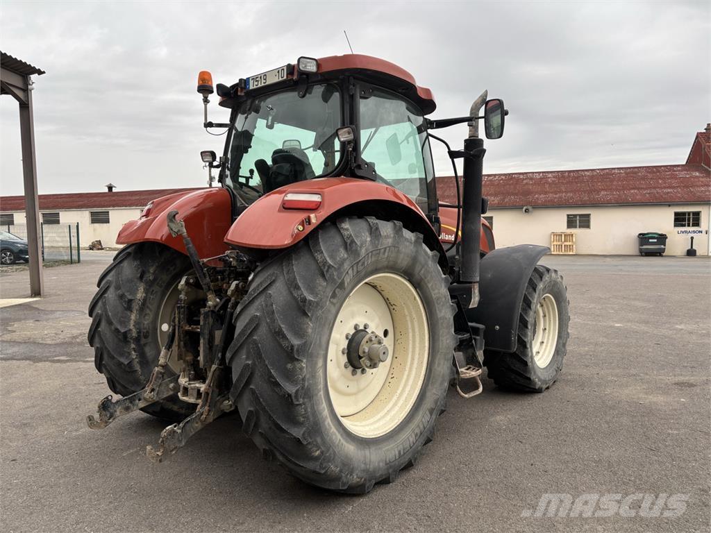 New Holland T7030 Traktorid