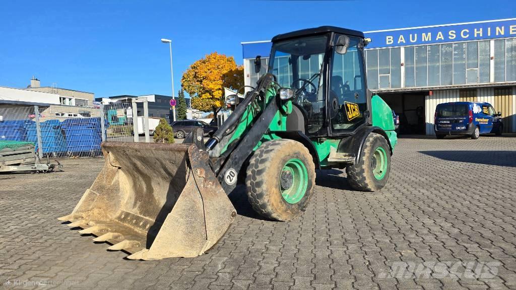 JCB 406 Rataslaadurid