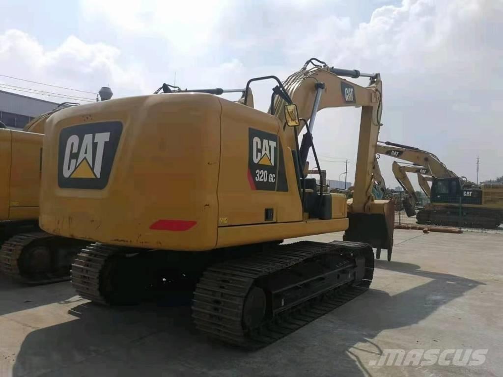 CAT 320GC Roomikekskavaatorid