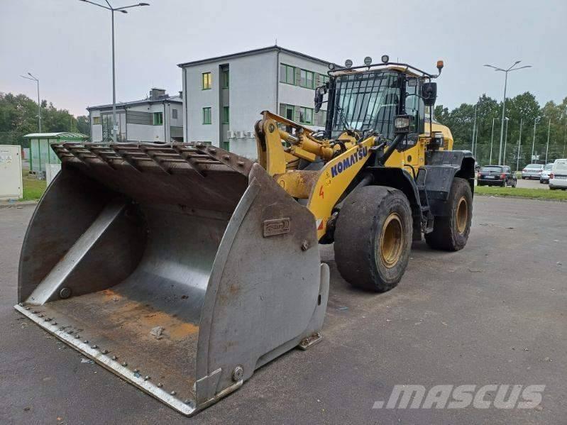 Komatsu WA 320-8 Rataslaadurid