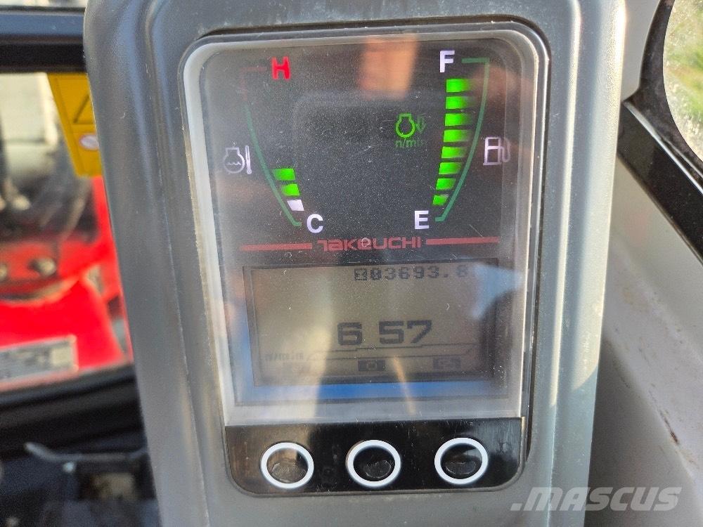 Takeuchi TB225 Miniekskavaatorid < 7 t