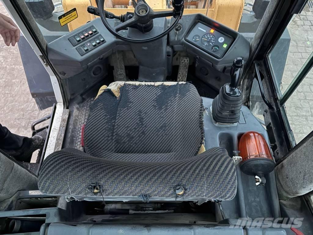 Liebherr L 522 Rataslaadurid