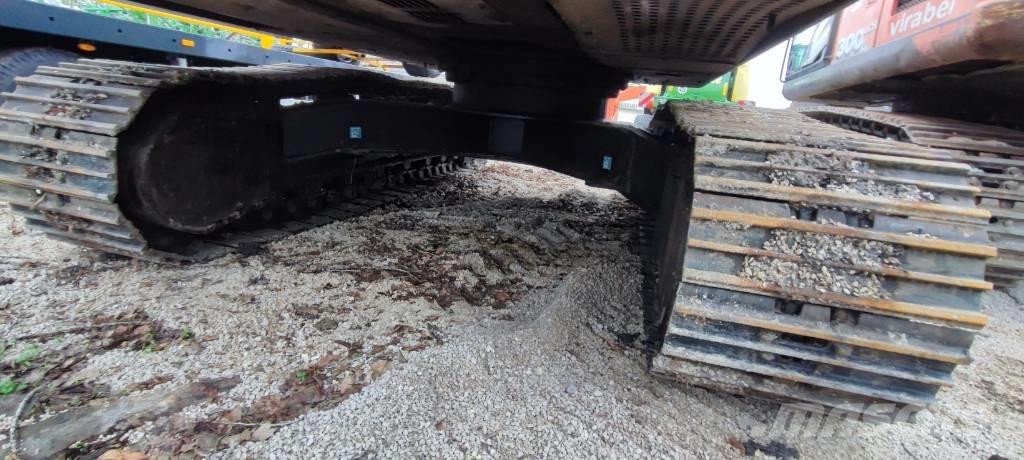 Hitachi ZX210LC-5 Roomikekskavaatorid