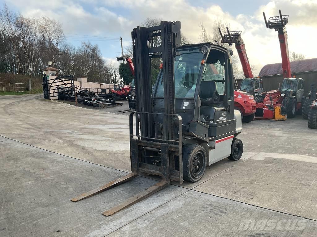 Nissan 30 Forklift Teleskooplaadurid