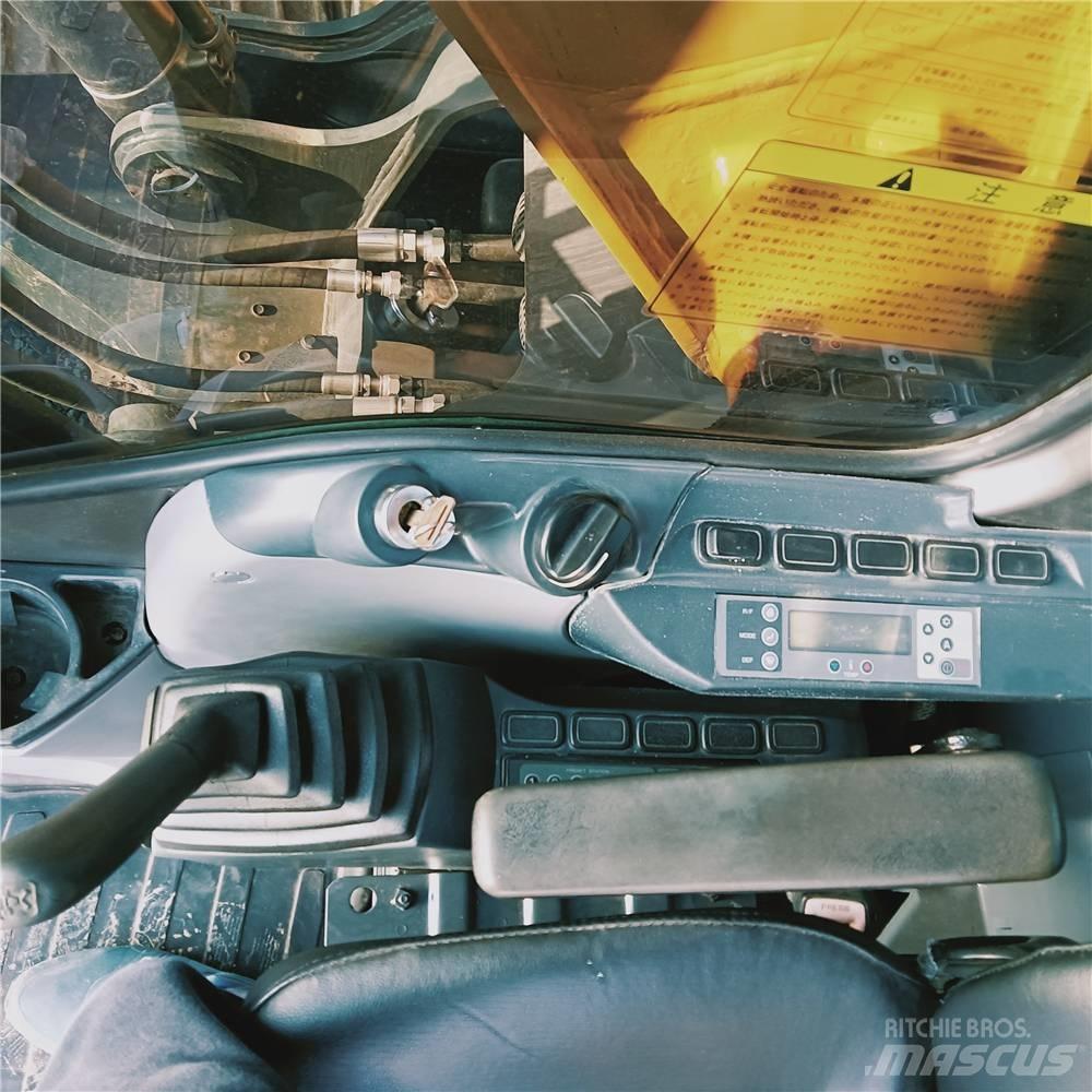 Kobelco SK200-8 Roomikekskavaatorid