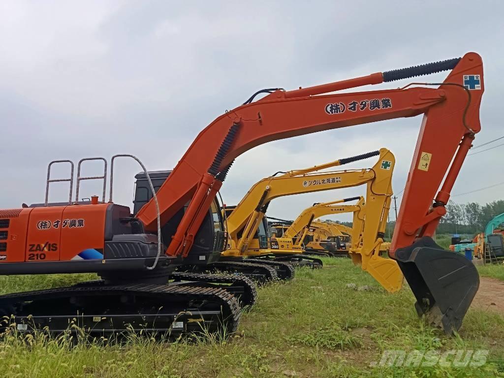 Hitachi ZX 210 Roomikekskavaatorid