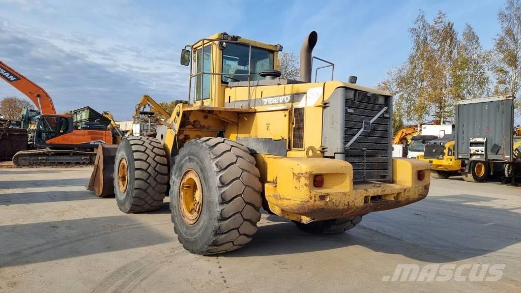 Volvo L 220 D Rataslaadurid