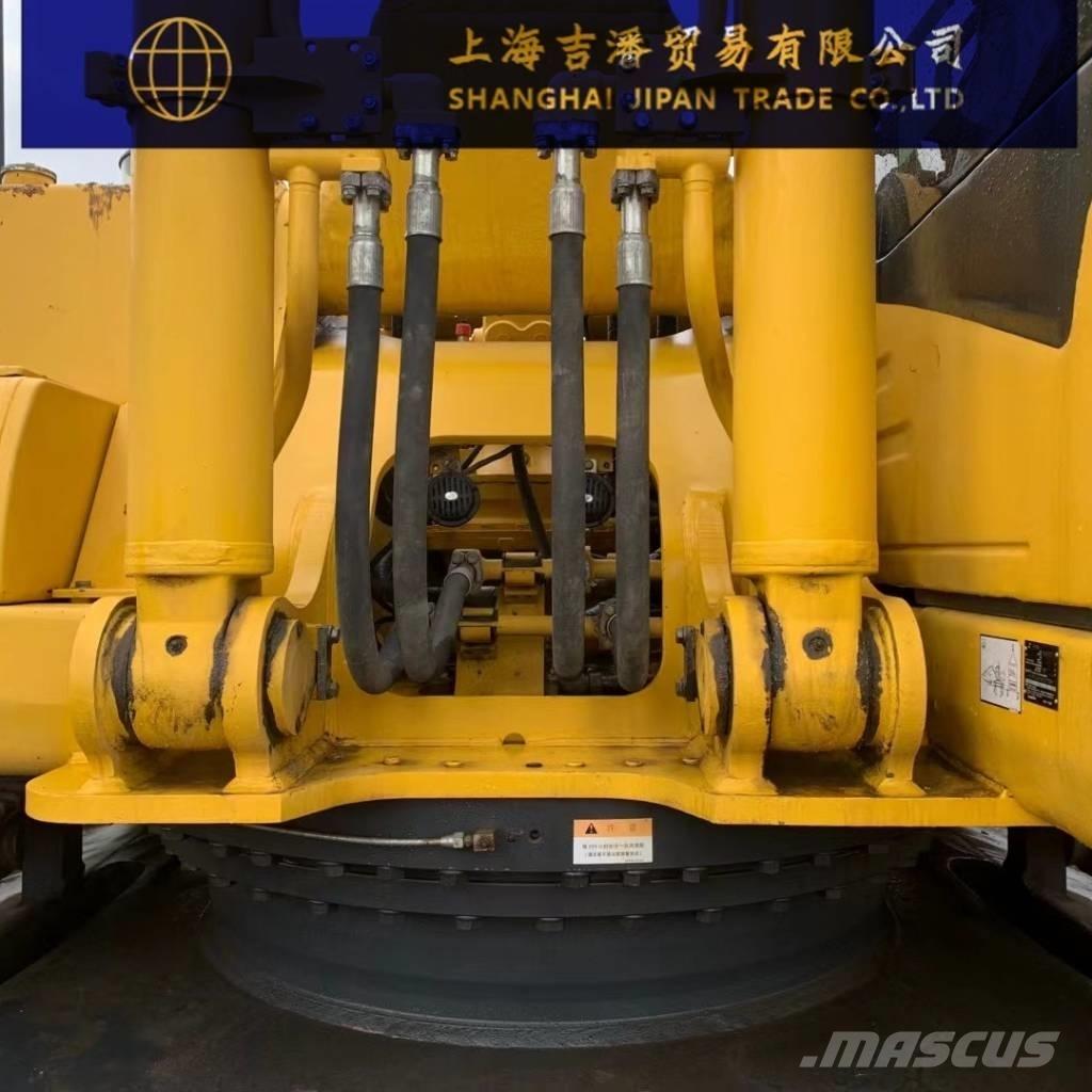 Komatsu PC 360 Roomikekskavaatorid