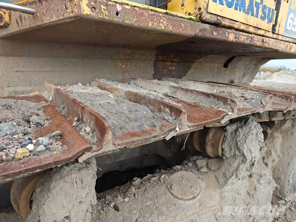 Komatsu DX 65EX-15 Buldooserid