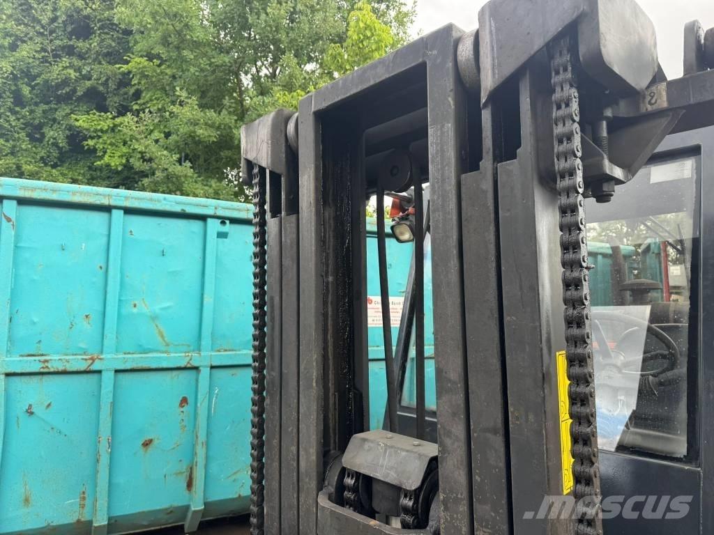 Mora MC80CS Diiseltõstukid