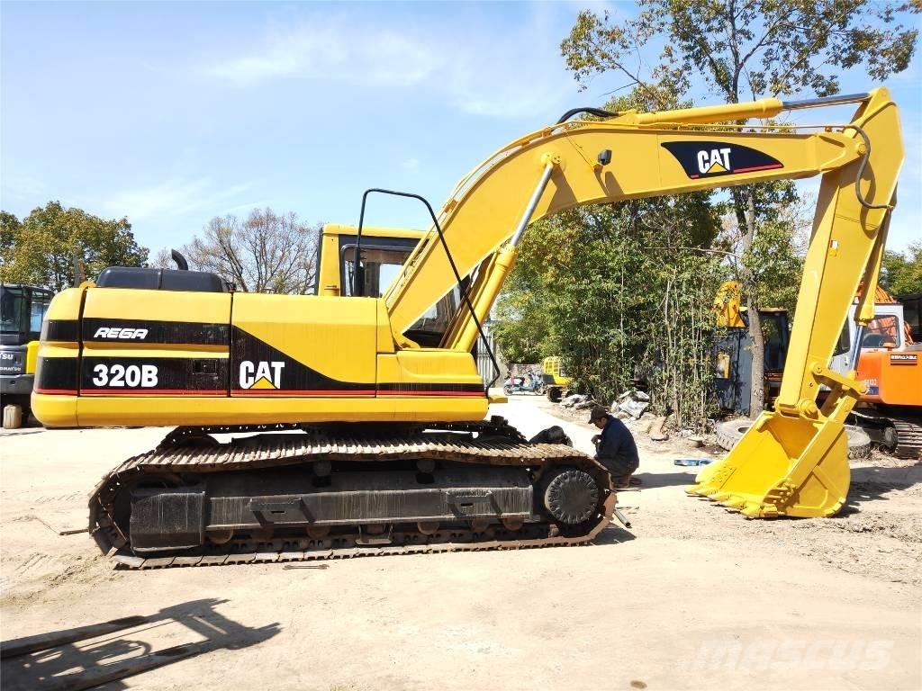 CAT 320B Roomikekskavaatorid