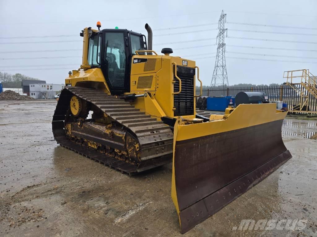 CAT D 6 N LGP Buldooserid