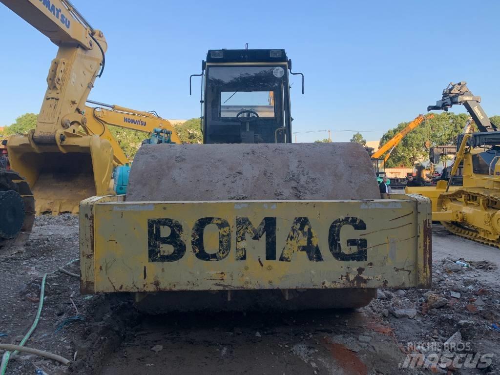 Bomag BW 225 D-3 Tandemrullid