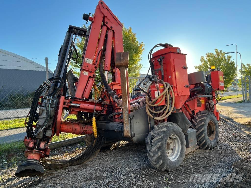 Sandvik DC 302 R Vertikaalsed puurmasinad