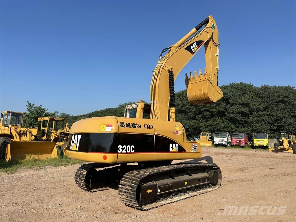 CAT 320C Roomikekskavaatorid
