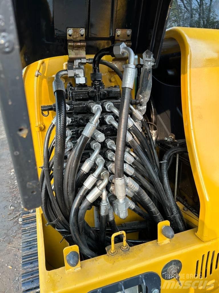 XCMG XE 60 D Miniekskavaatorid < 7 t