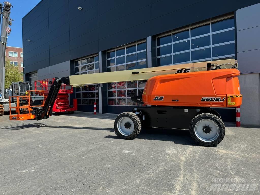 JLG 660SJ Teleskoop poomtõstukid