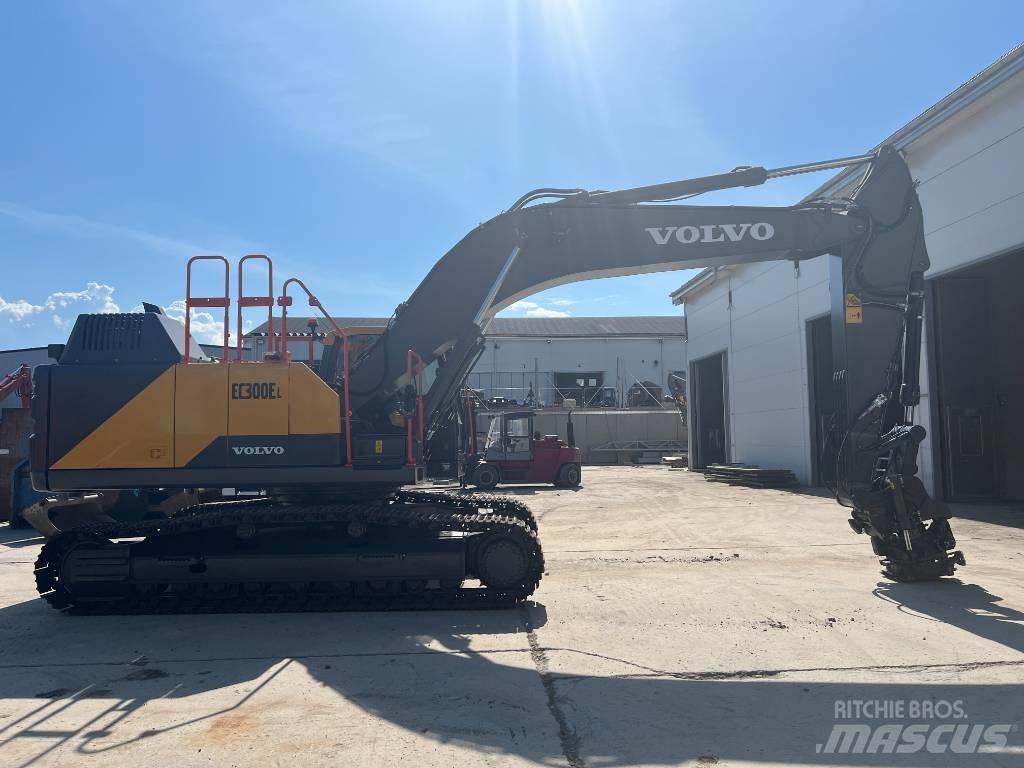 Volvo EC300EL Roomikekskavaatorid