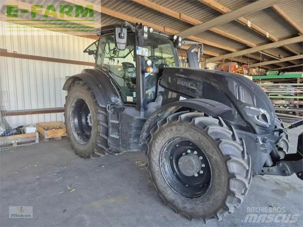 Valtra t235a Traktorid