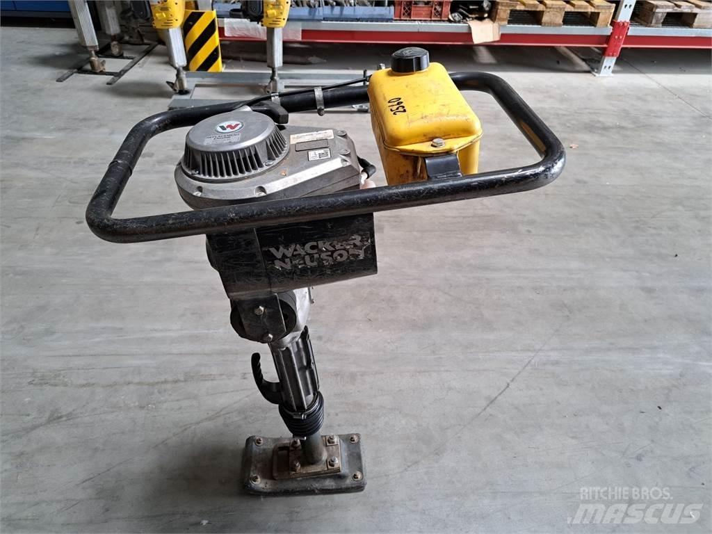 Wacker Neuson BS30 Vibroplaadid
