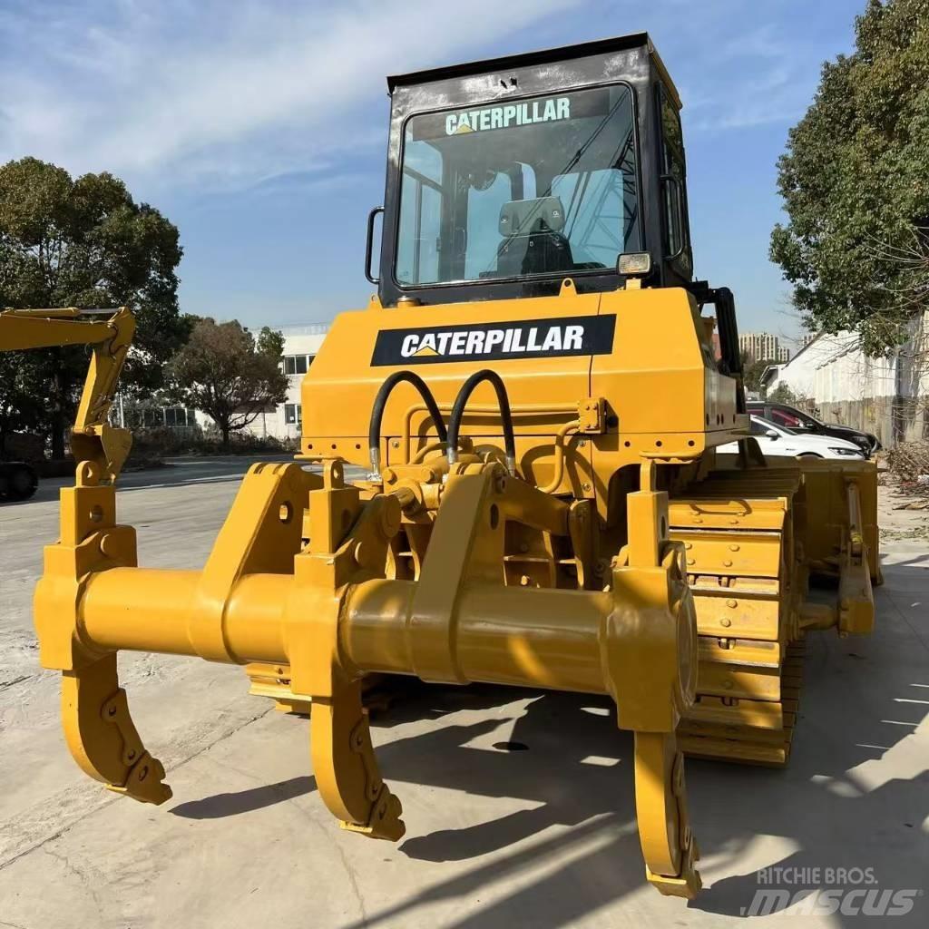 CAT D 7 G Buldooserid