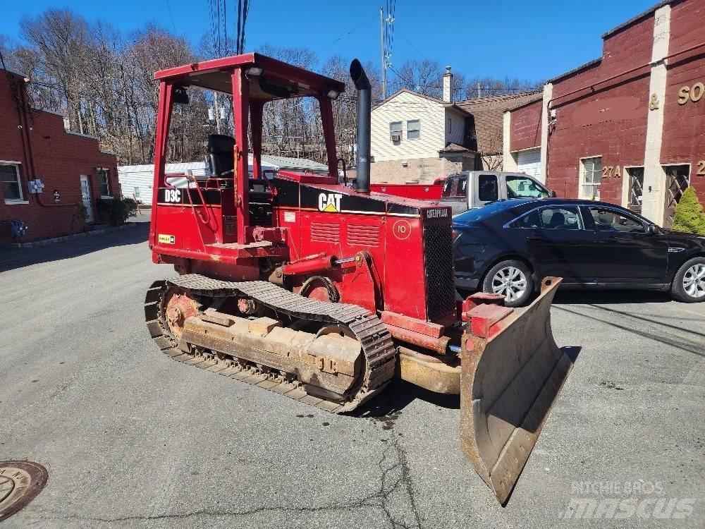 CAT D 3 C III Buldooserid