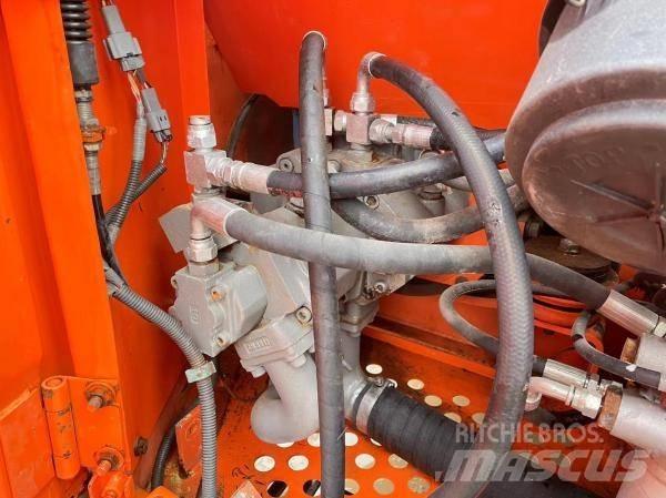 Hitachi Zaxis 70 Roomikekskavaatorid