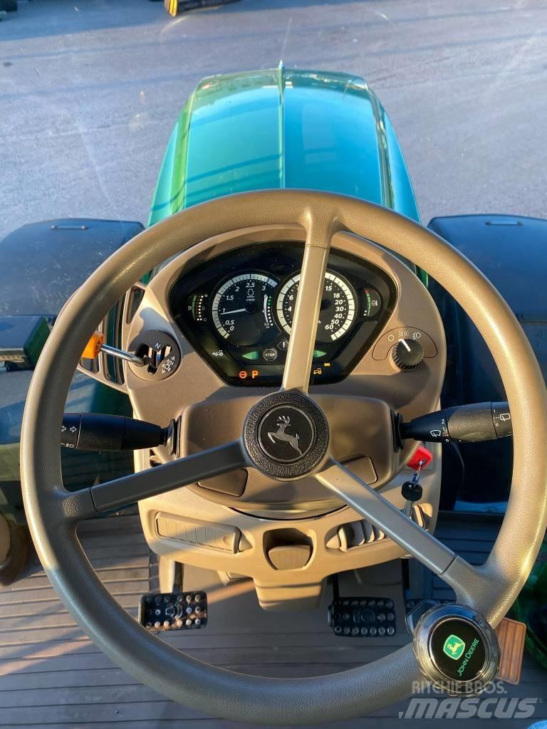 John Deere 6215 R Traktorid