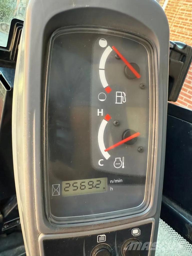 Kubota KX016-4 Miniekskavaatorid < 7 t