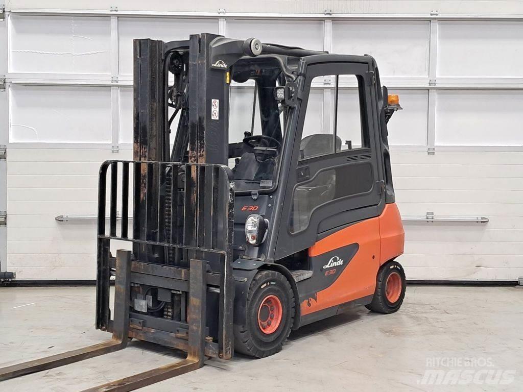 Linde E30-01 Elektritõstukid