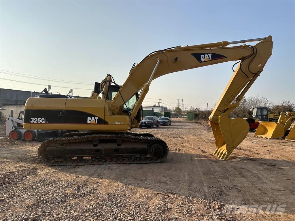 CAT 325 C Roomikekskavaatorid