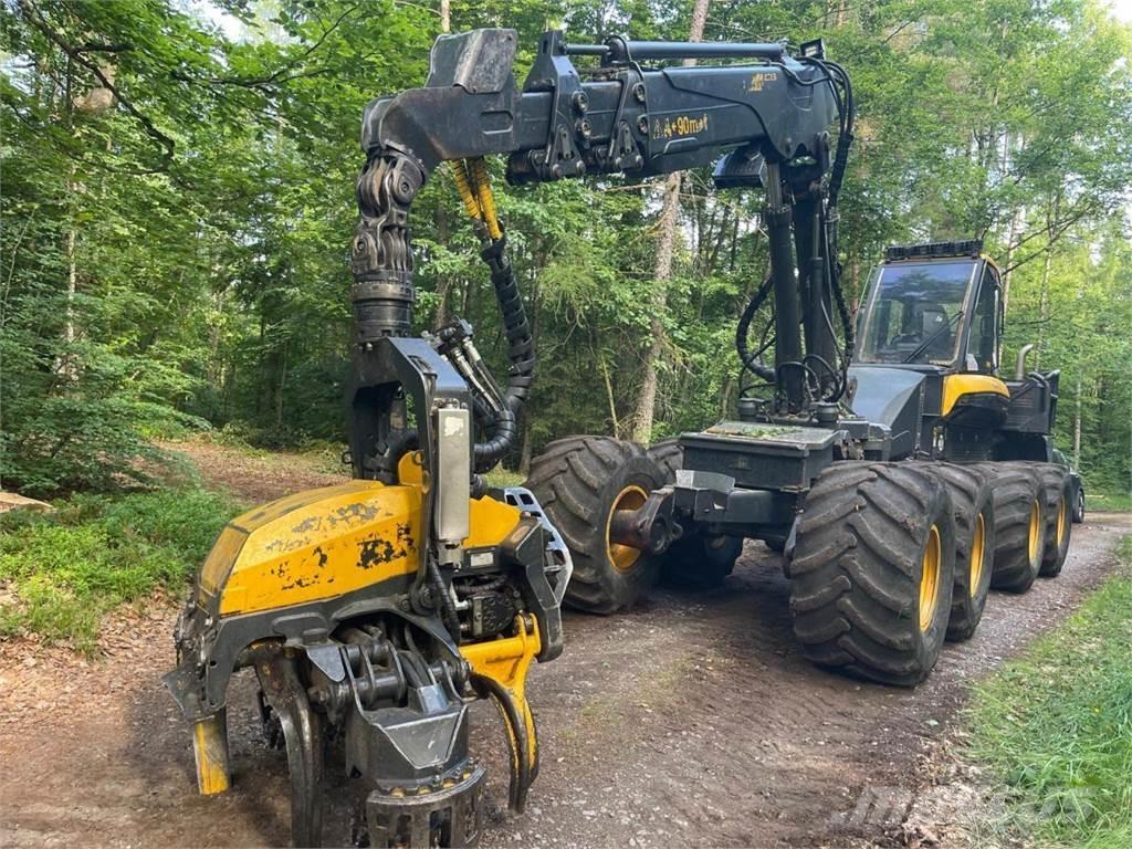 Ponsse Bear mit H8 Harvesterid