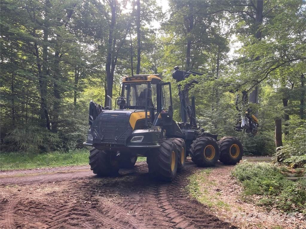 Ponsse Bear mit H8 Harvesterid