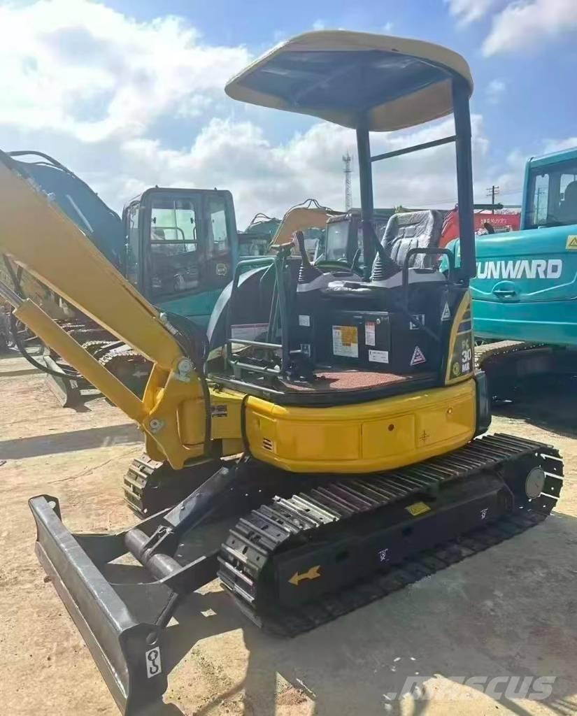 Komatsu PC 30 Miniekskavaatorid < 7 t