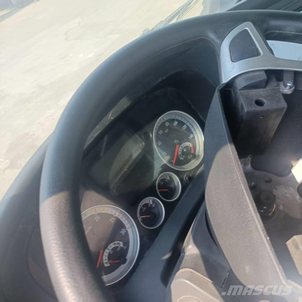 Howo 371 6x4 Sadulveokid