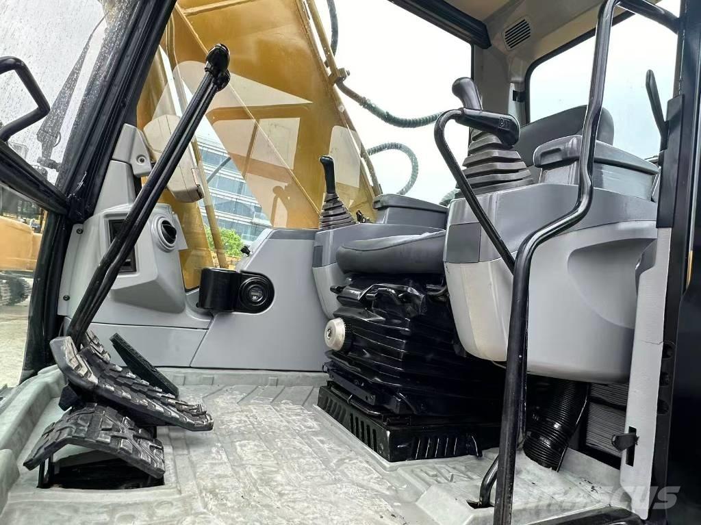 CAT 320 C L Roomikekskavaatorid