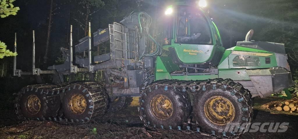 John Deere 1010G Forwarderid