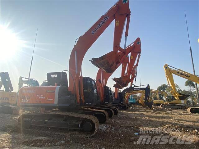 Hitachi ZX240H Roomikekskavaatorid