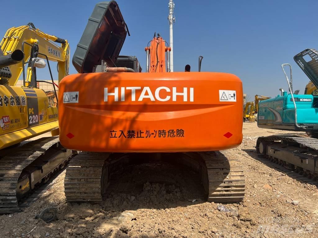 Hitachi ZX 240-3 Roomikekskavaatorid